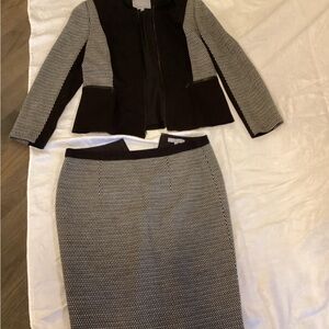 Classiques Entier Black and Gray Skirt Set